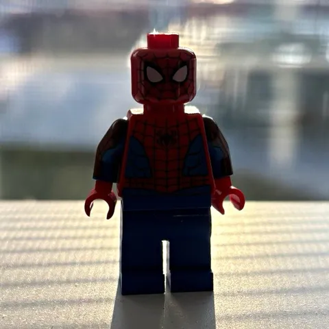 2 available LEGO Spider-Man Marvel Red/Blue Suit LEGO (1-piece)