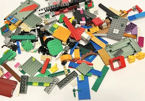 LEGO Bulk Lot Mixed Pieces Technic Parts Partial Builds Panels Wheels B4