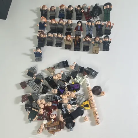 LEGO Harry Potter Minifigure lot 25 complete figures and extra Minifigure parts