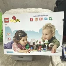 LEGO DUPLO 10976 Santa's Gingerbread House Santa Complete Set 50 pcs 2+