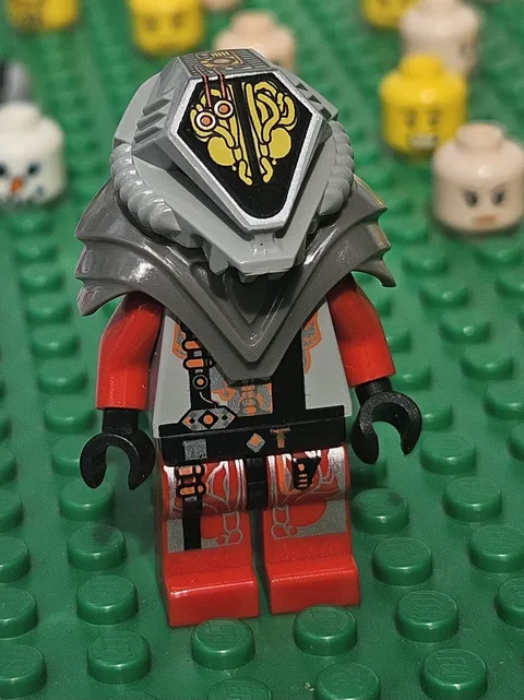 LEGO UFO - UFO Alien Red - Minifig / Mini Figure