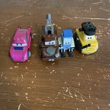 LEGO Cars: Radiator Springs Mater Guido Holley Shiftwell and Luigi