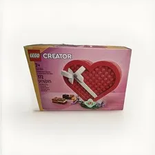 LEGO Creator Valentine Heart Box 40759 Limited Edition Set  **DAMAGED BOX**