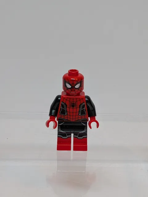 LEGO Minifigure Spider-Man Black and Red Suit SH782 Silver Trim 76184 GUC