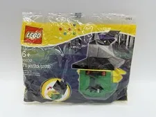 LEGO Halloween Witch Polybag (40032)! NEW! SEALED! RETIRED IN 2012! RARE!