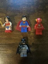 LEGO DC Super Heroes Minifigure Lot (4) Batman Superman Wonder Woman Flash