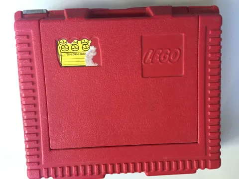 LEGO LARGE STORAGE BIN RED VINTAGE 15X13X4 INCHES MISSING ONE LATCH