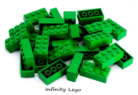 30 LEGO Green Brick  2 x 4 (3001) - 30 Pieces