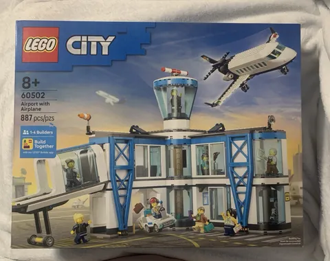 LEGO City Airport with Airplane 60502 Building Set 887 Pc Combiner