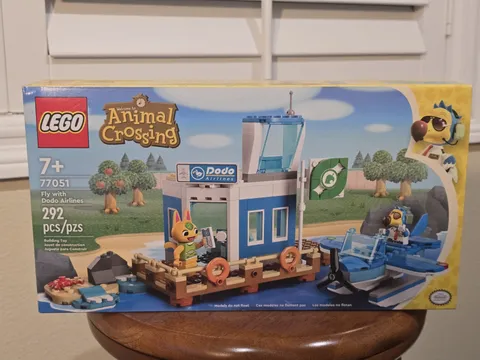 LEGO Animal Crossing Fly with Dodo Airlines 77051 - Scuffed Box