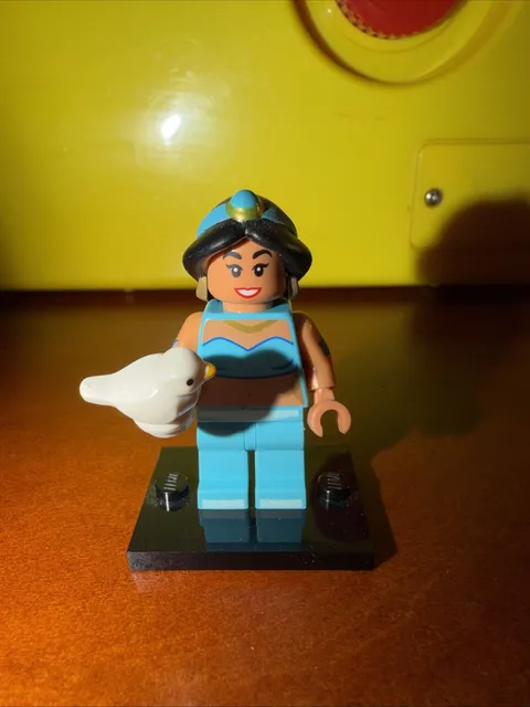 LEGO Disney Minifigure Series 2 -  Set: 71024 PRINCESS JASMINE from Aladdin