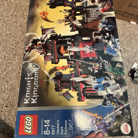 LEGO Knights Kingdom 8877 Vladek's Dark Fortress Complete w/ Box 2005