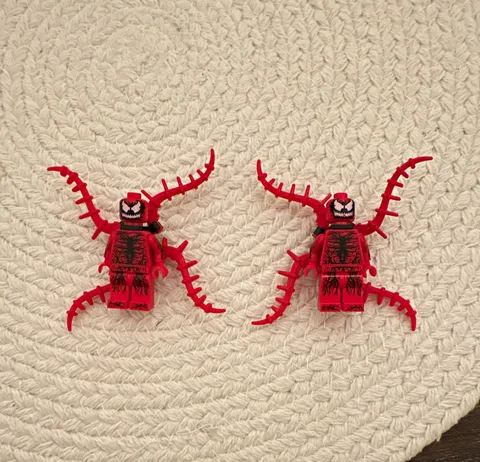 LEGO Carnage Minifigure Lot of 2 Plastic Figures w/ Red Tentacle Arms