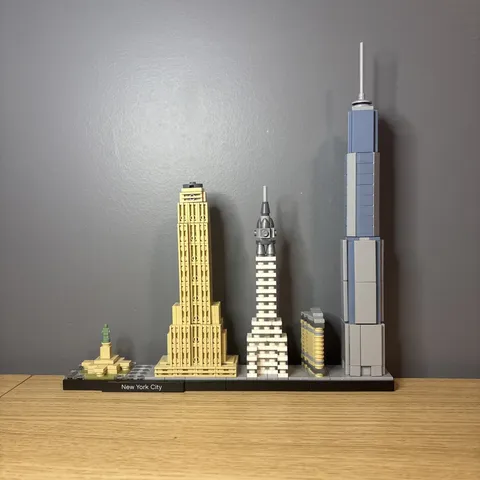 LEGO Architecture New York City Skyline #21028 - Retired - Five NYC Landmarks