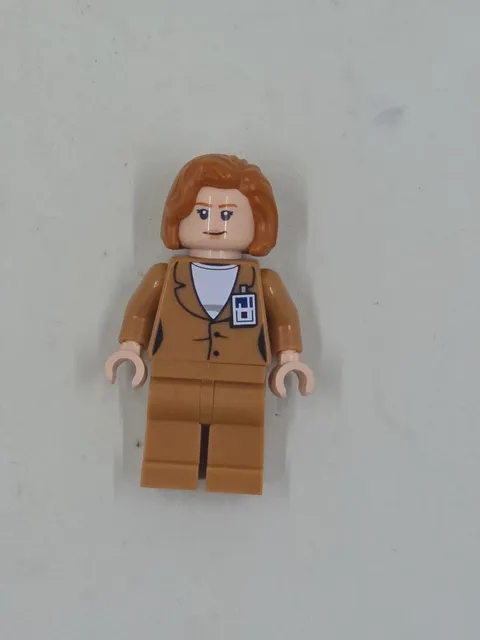 LEGO #21369 IDEAS: X-Files Dana Scully Minifigure In Hand Ships Fast Brand New