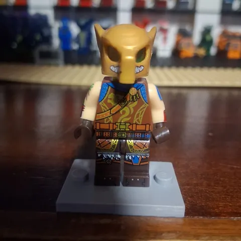 LEGO Fortnite Minifigures Dragon Head Costume