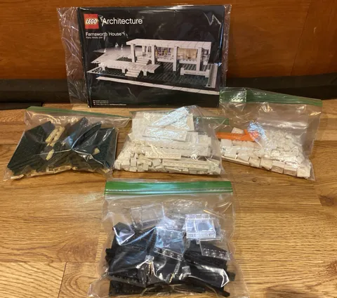 LEGO 21009 Architecture Farnsworth House Complete w/ manual No Box