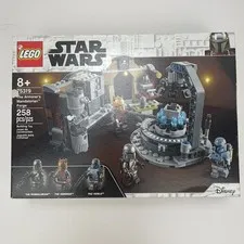 LEGO Star Wars 75319 The Armorer's Mandalorian Forge Set 258 Pcs NEW Damaged Box