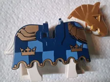 Lego Horse & Barding Ruffled Edge 2490pb07 7009 852293 Battle Helmet 48492