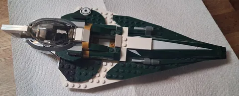 CAB Lego Partial Build 9498 Saesee Tiin's Jedi Starfighter No Minifigures