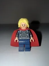LEGO Marvel Thor Minifigure from 2015 Avengers Ulton set 76038 76030 Sh0170