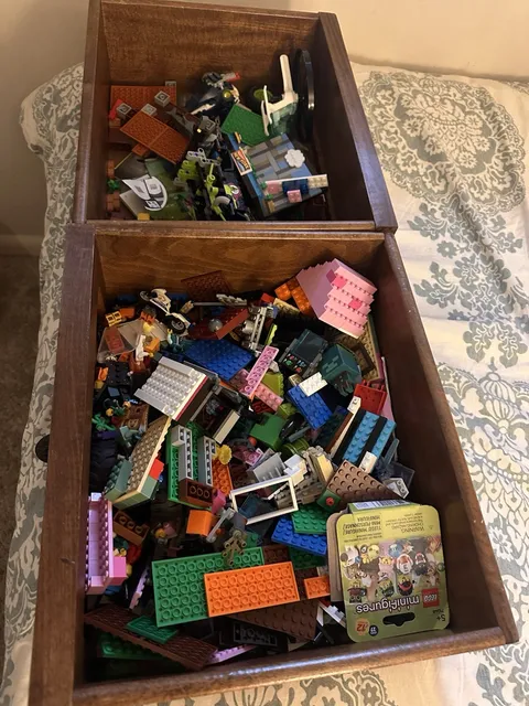 Huge LEGO Mixed Lot Including Superheroes, Minecraft City And More DISCONNECTED