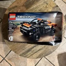 LEGO TECHNIC: Neom Mclaren Extreme E pull back Race Car (42166)  Bent Box