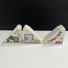 3 Lego Duplo Playhouse 10929 Replacement White 4x2x3 Brick Slope Banner Mirror