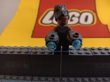 LEGO Black Panther Scene Minifigure Black Suit with Blue Power Effects
