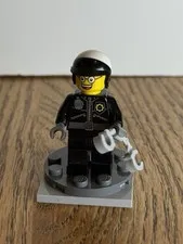 LEGO 2014 Minifigure Bad Cop / Good Cop tlm056 + Handcuffs THE LEGO MOVIE  70802