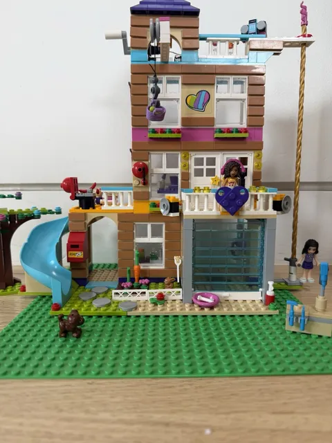 LEGO FRIENDS: Friendship House (41340)