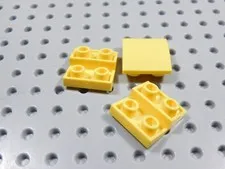 LEGO Lot of 3 Yellow 2x2 Curved Inverted Slopes BK
