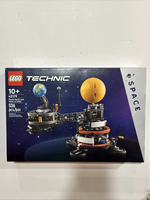 LEGO Technic Earth and Moon Orbit Model 42179 Space Theme Unopened READ