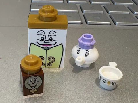 LEGO - Disney: Beauty and the Beast - Cogsworth, Mrs. Potts & Chip - Micro Dolls