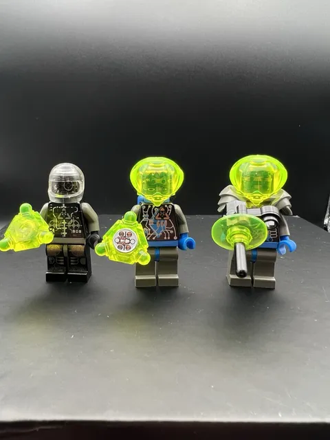 LEGO Space Zotaxian Insectoids Alien Minifigures Lot SP022 SP026 SP032 