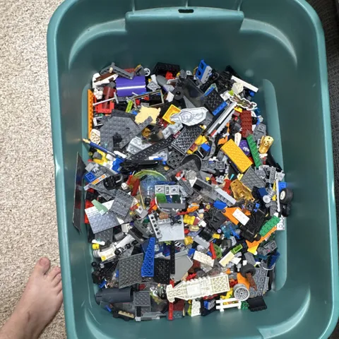 LEGO Bulk Lot Mixed Assorted Bricks & Parts, Multicolor Plastic Pieces
