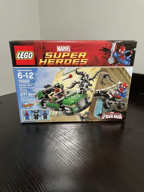 LEGO Marvel: Spider-Man: Spider-Cycle Chase (76004) New and Sealed