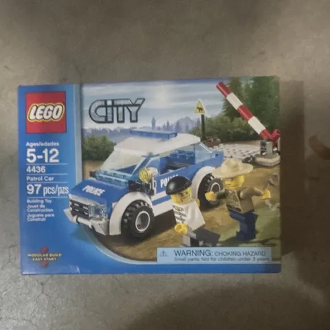 LEGO City Patrol Car 4436 Complete Set 97 pcs Age 5-12 Police Officer
