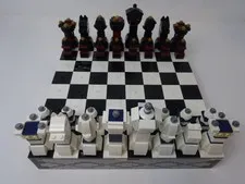 LEGO Chess Set (40174) 95% Complete RETIRED - Used