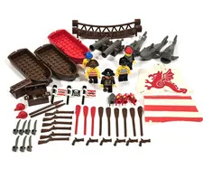 LEGO PIRATES LOT MINIFIGS ROWBOATS WEAPONS SAIL CANON SHARK TREASURE ROPE BRIDGE