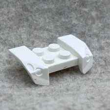 LEGO 44674 White Vehicle, Mudguard 2 x 4 with Headlights Overhang (x1)