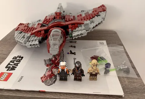 Lego Star Wars Ahsoka Tano's T-6 Jedi Shuttle (75362)