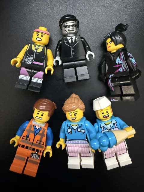 LEGO Movie Minifigure Lot Emmet Wyldstyle Executron Ice Cream 70803 70804