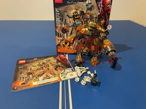 LEGO Super Heroes: Molten Man Battle (76128) 100% complete with Box