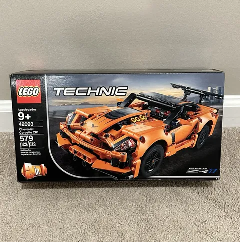 NEW Lego Technic Chevrolet Corvette ZR1 42093