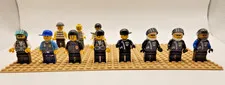 LEGO Lot of Vintage Police and Prisoners- 11 Minifigures