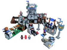 LEGO Castle Knights' Kingdom Set 8778 Border Ambush 8779 The Grand 8780