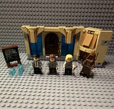 LEGO Harry Potter 75966 Hogwarts Room of Requirement Lot w/ Minifigures Manual