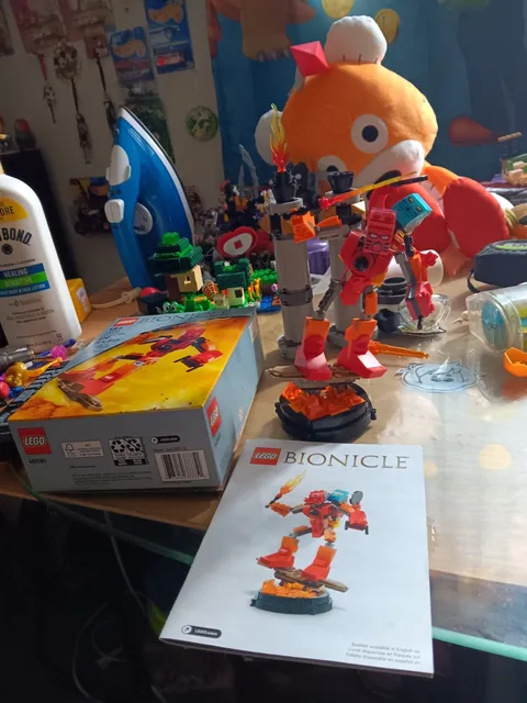 LEGO Icons: Bionicle Tahu and Takua (40581)