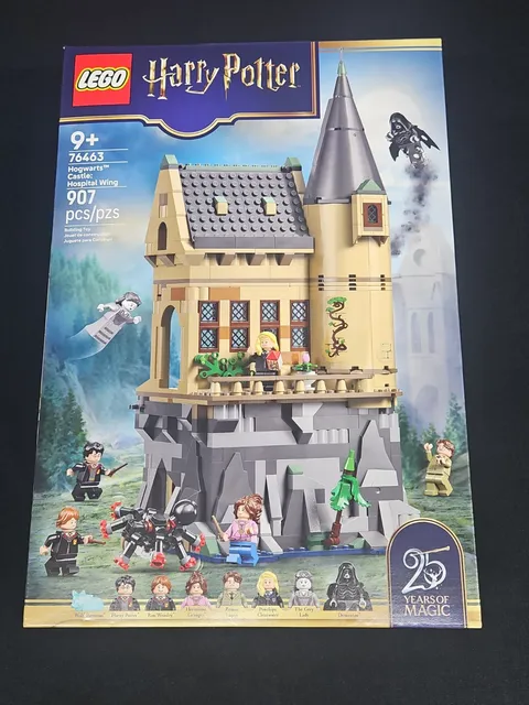 LEGO Harry Potter Hogwarts Castle Hospital Wing 907 Pieces 76463 New Sealed-S